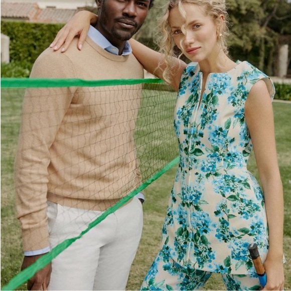 TUCKERNUCK Waters Edge Hydrangea Rhoda Tunic Top Blue Size 4 NEW - Picture 13 of 14